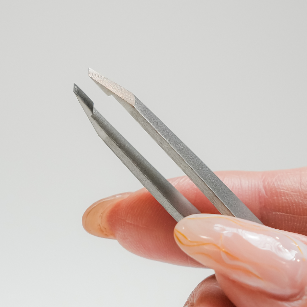 Pinzas punta recta para cejas, de acero inoxidable de súper alta calidad.